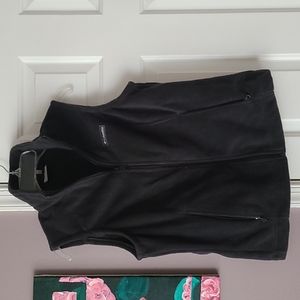 Columbia fleece vest with pockets